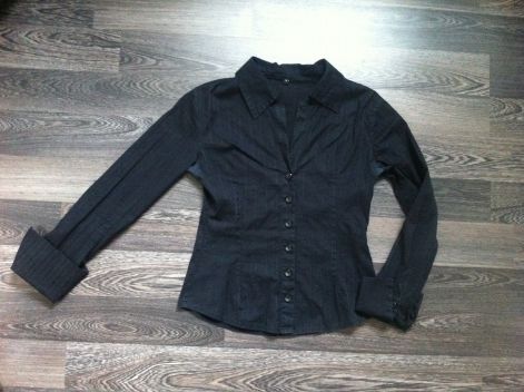 Fekete felhajtható ujjú ing